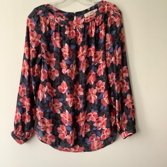 Ann Taylor floral print blouse - Picture 3 of 6